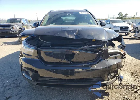 2021 Volvo Xc40 Recharge z USA, uszkodzony, nr VIN YV4ED3URXM2522226